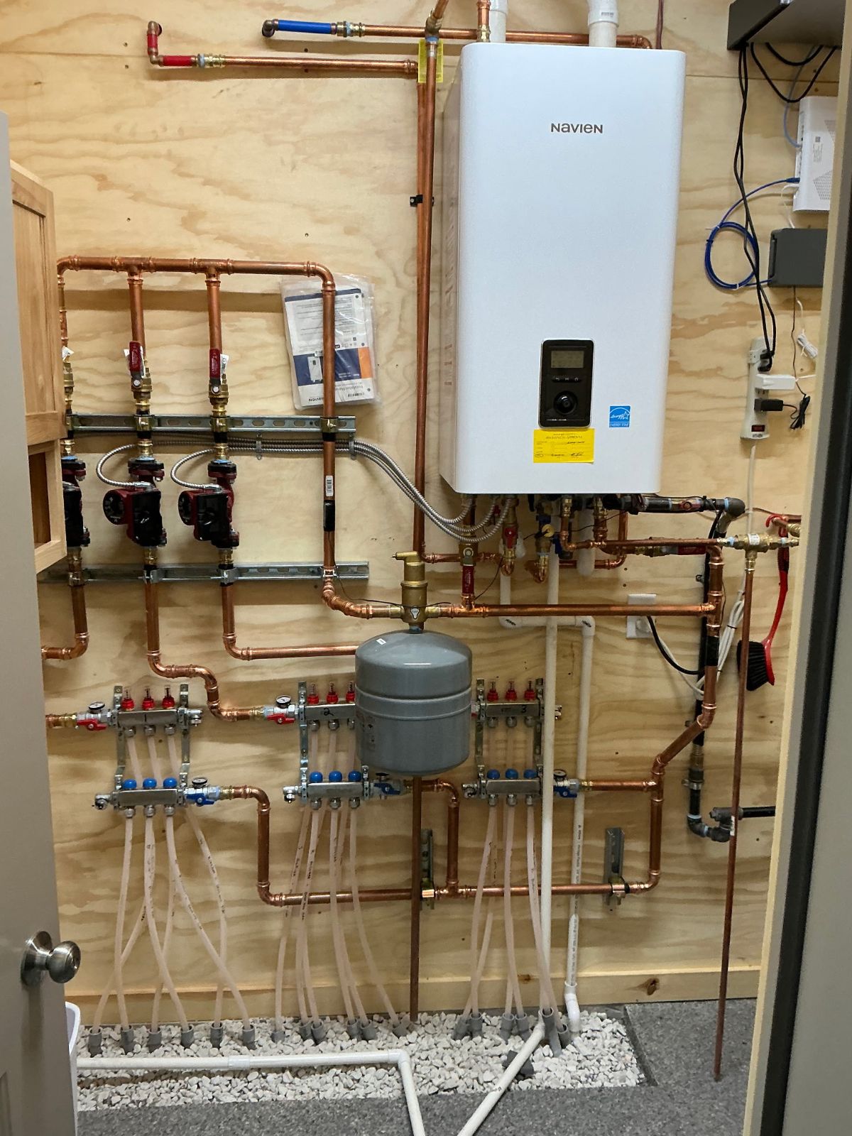 Copper plumbing manifold